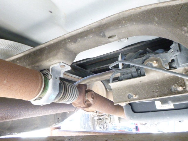 https://f005.backblazeb2.com/file/img-partshotlines-com/Inventory/MA185/Vehicle/83162_94.jpg