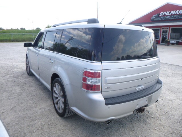 https://f005.backblazeb2.com/file/img-partshotlines-com/Inventory/MA185/Vehicle/85832_07.jpg