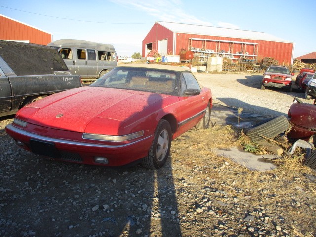 https://f005.backblazeb2.com/file/img-partshotlines-com/Inventory/MA185/Vehicle/96266_01.jpg
