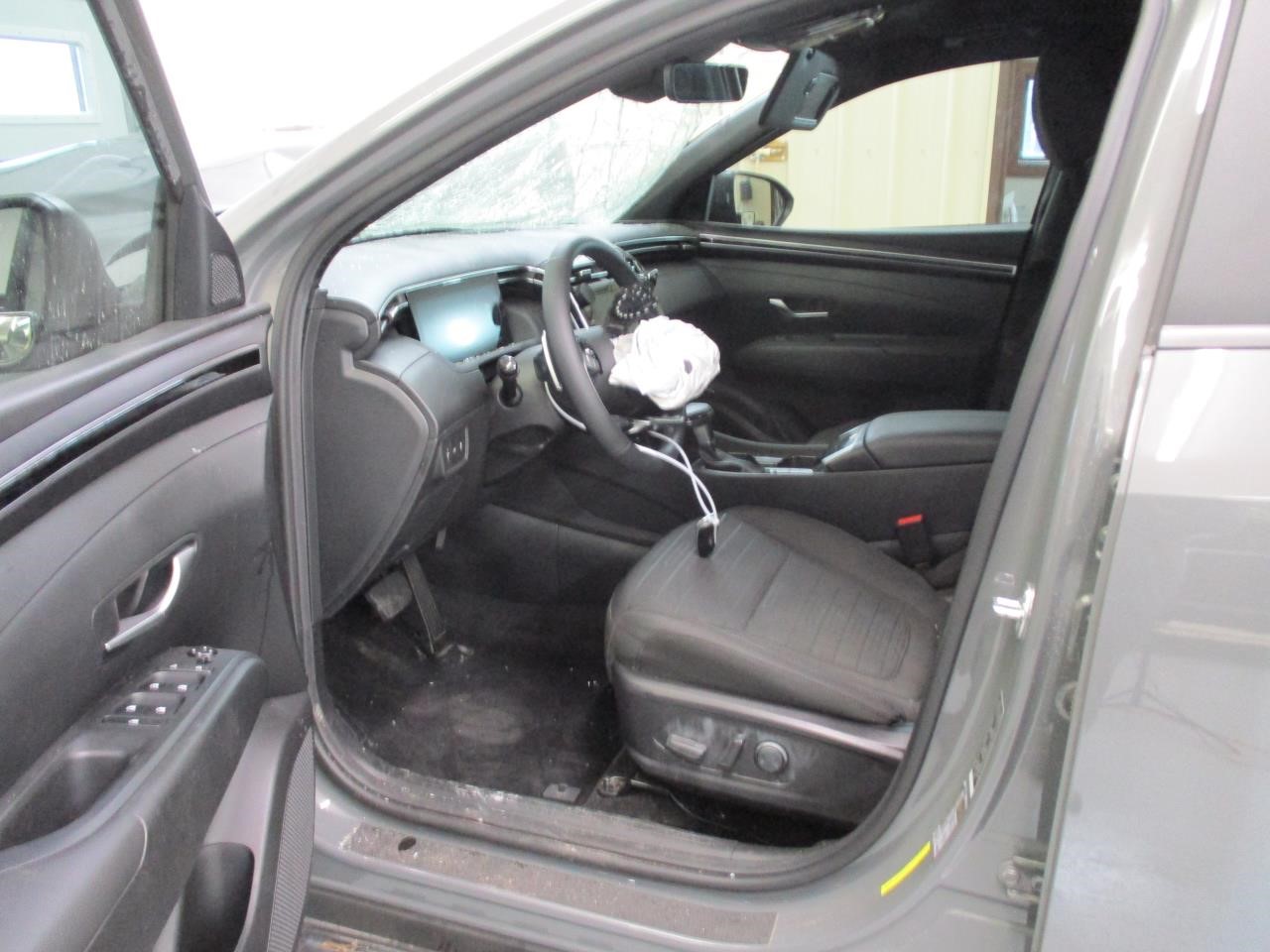 https://f005.backblazeb2.com/file/img-partshotlines-com/Inventory/MA185/Vehicle/97703_02.jpg