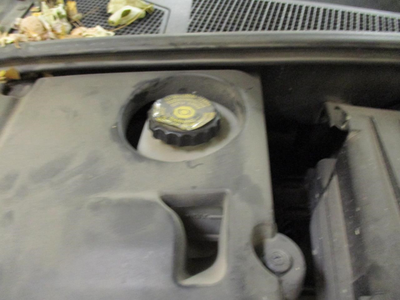 https://f005.backblazeb2.com/file/img-partshotlines-com/Inventory/MA185/Vehicle/98248_09.jpg