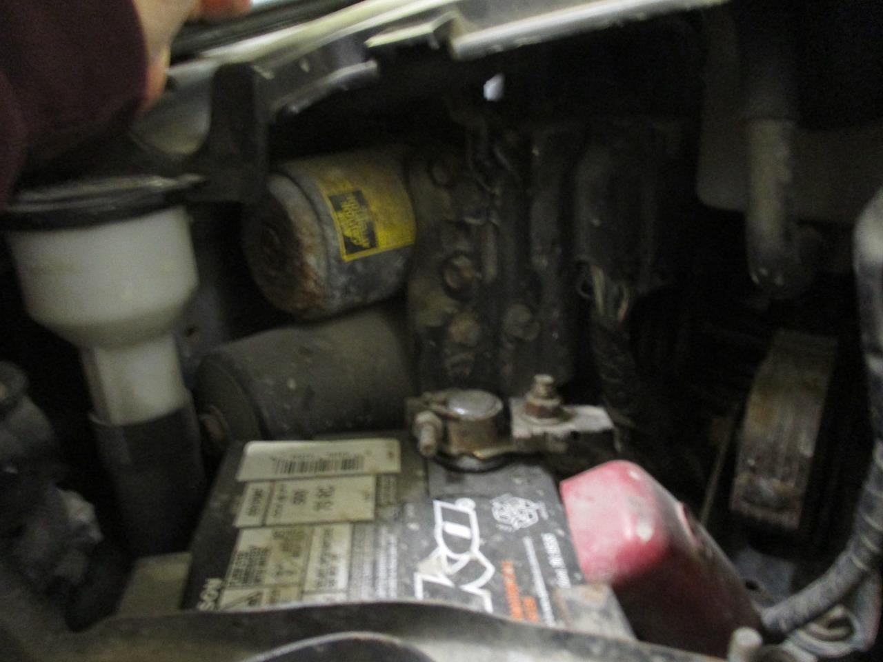 https://f005.backblazeb2.com/file/img-partshotlines-com/Inventory/MA185/Vehicle/98248_11.jpg