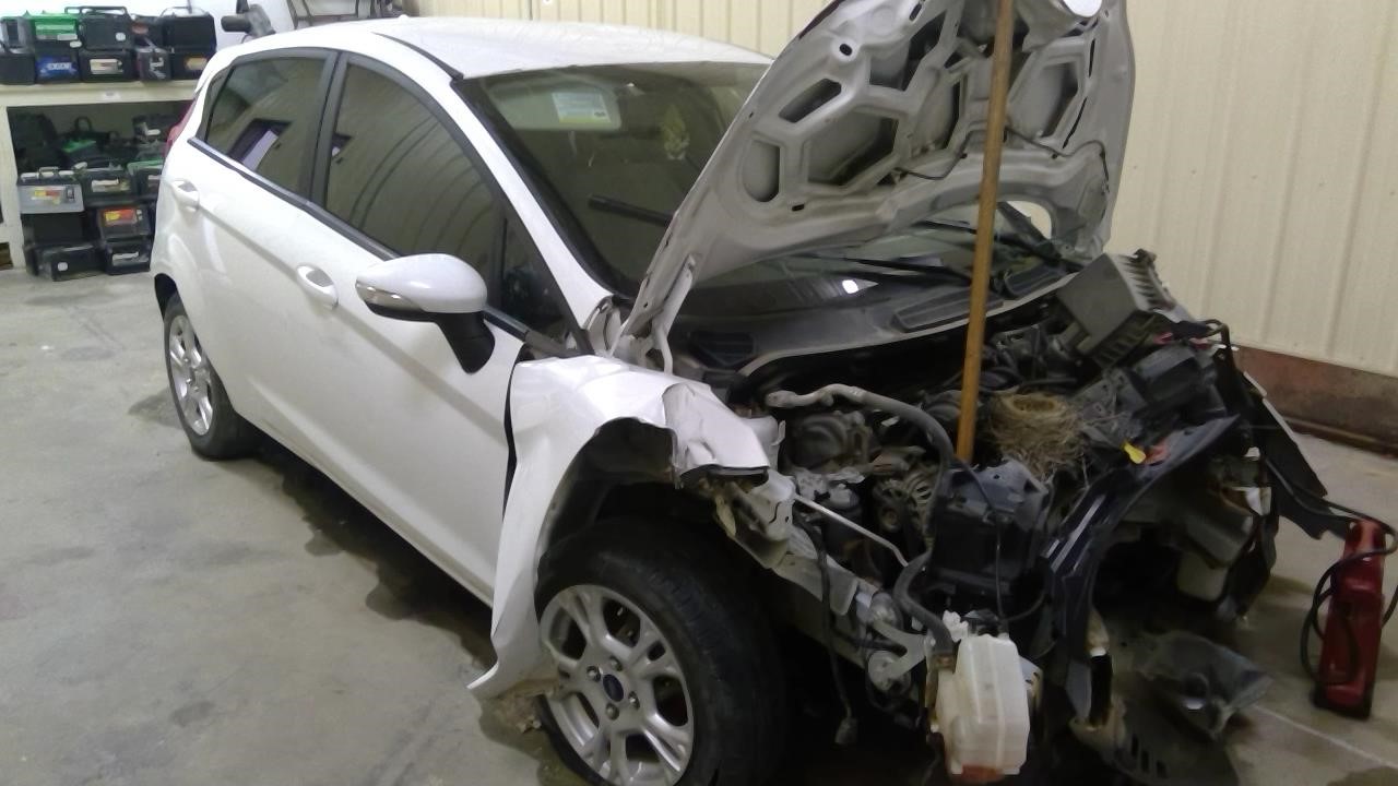 https://f005.backblazeb2.com/file/img-partshotlines-com/Inventory/MA185/Vehicle/98621_08.jpg