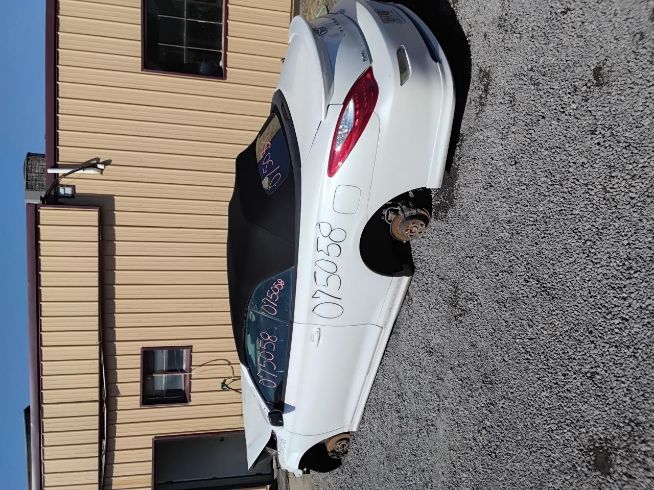 https://f005.backblazeb2.com/file/img-partshotlines-com/Inventory/MA194/Vehicle/18390_03.jpg