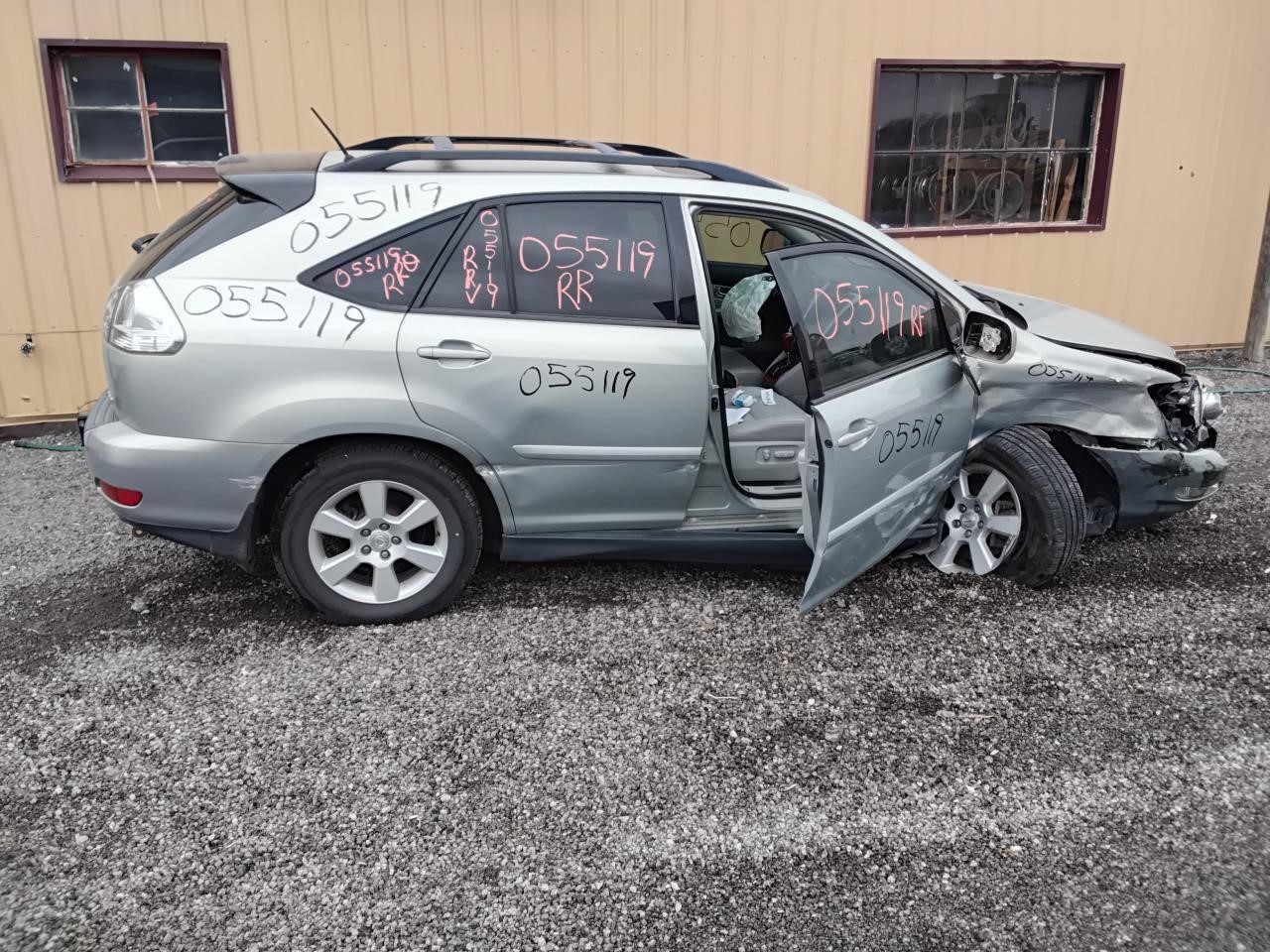 https://f005.backblazeb2.com/file/img-partshotlines-com/Inventory/MA194/Vehicle/18668_03.jpg