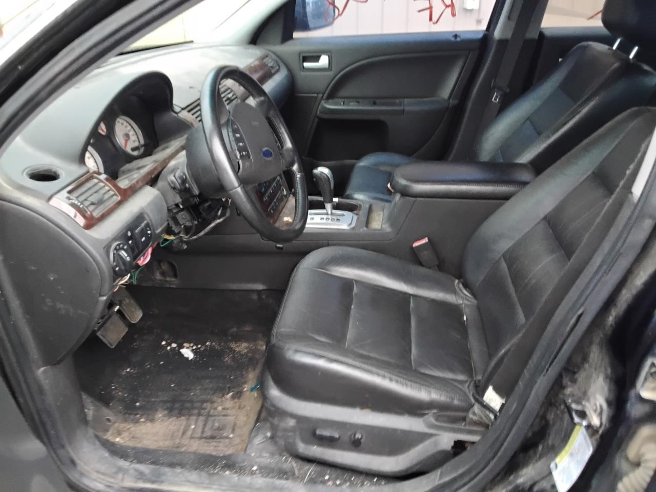 https://f005.backblazeb2.com/file/img-partshotlines-com/Inventory/MA194/Vehicle/18696_11.jpg