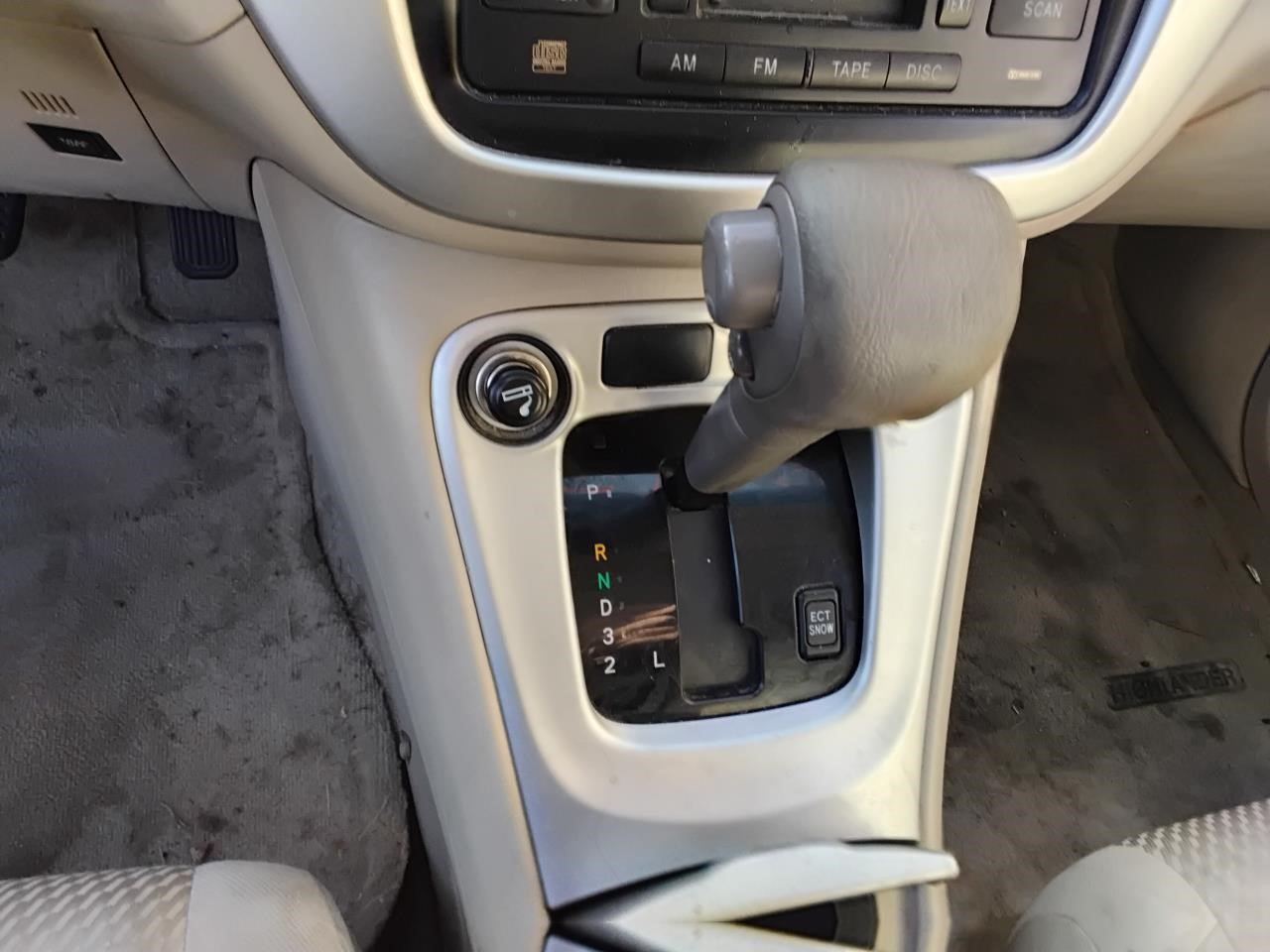 https://f005.backblazeb2.com/file/img-partshotlines-com/Inventory/MA194/Vehicle/18855_11.jpg