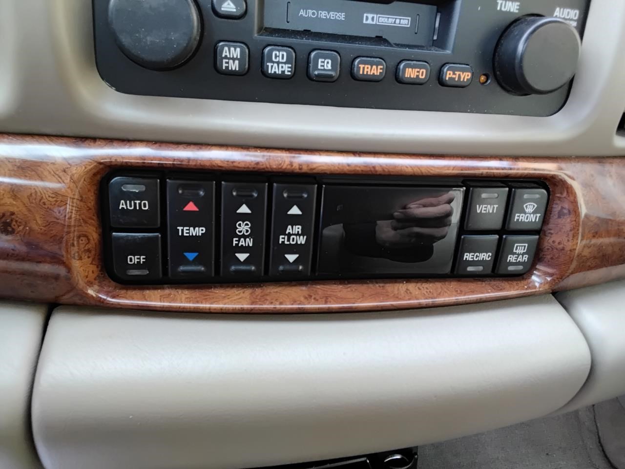 https://f005.backblazeb2.com/file/img-partshotlines-com/Inventory/MA194/Vehicle/18935_10.jpg