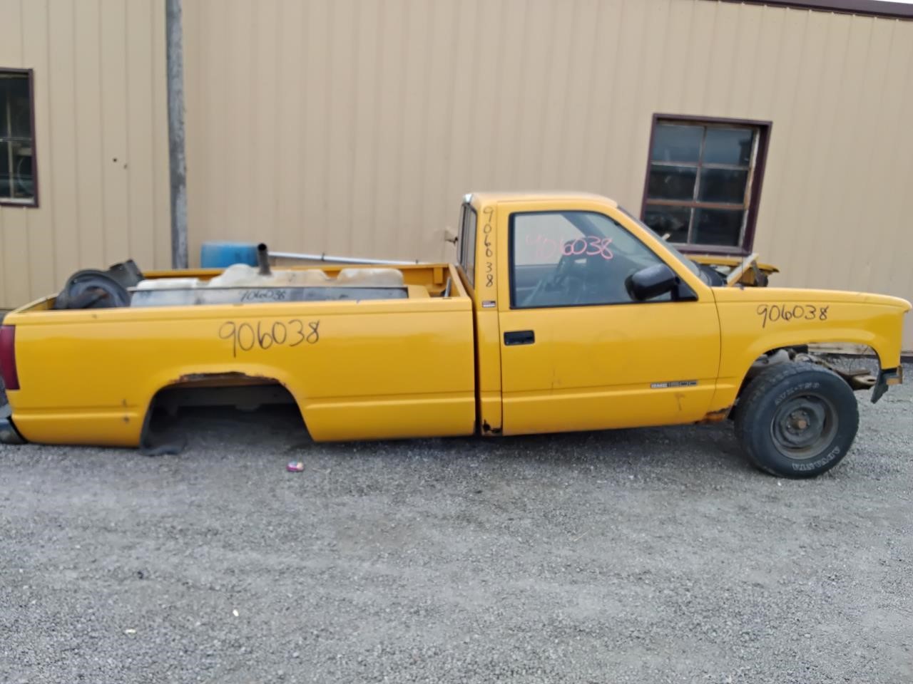 https://f005.backblazeb2.com/file/img-partshotlines-com/Inventory/MA194/Vehicle/19144_01.jpg