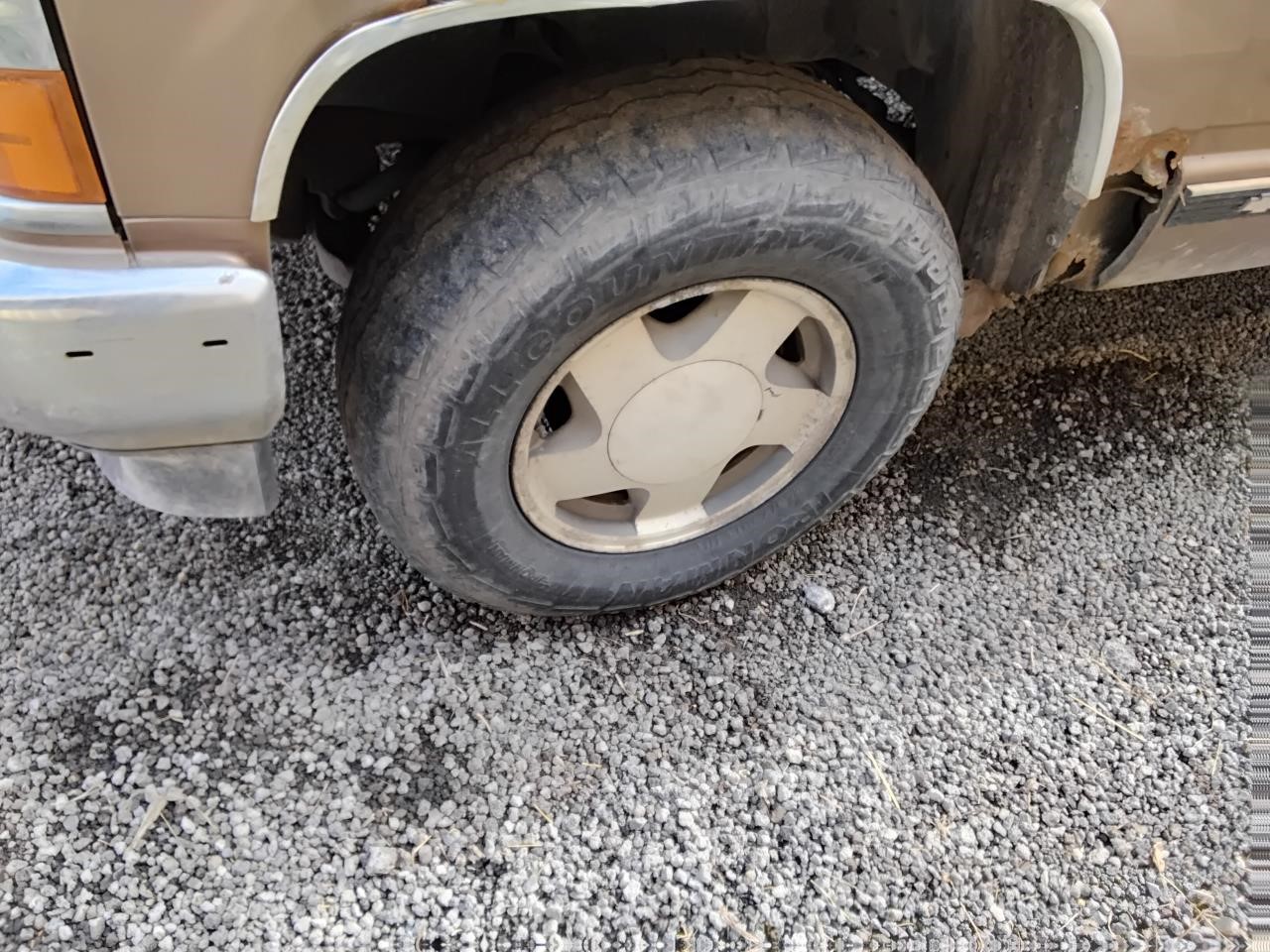 https://f005.backblazeb2.com/file/img-partshotlines-com/Inventory/MA194/Vehicle/19145_07.jpg