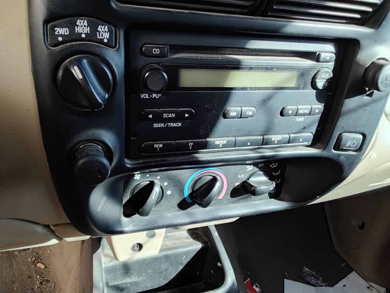 https://f005.backblazeb2.com/file/img-partshotlines-com/Inventory/MA194/Vehicle/19152_09.jpg