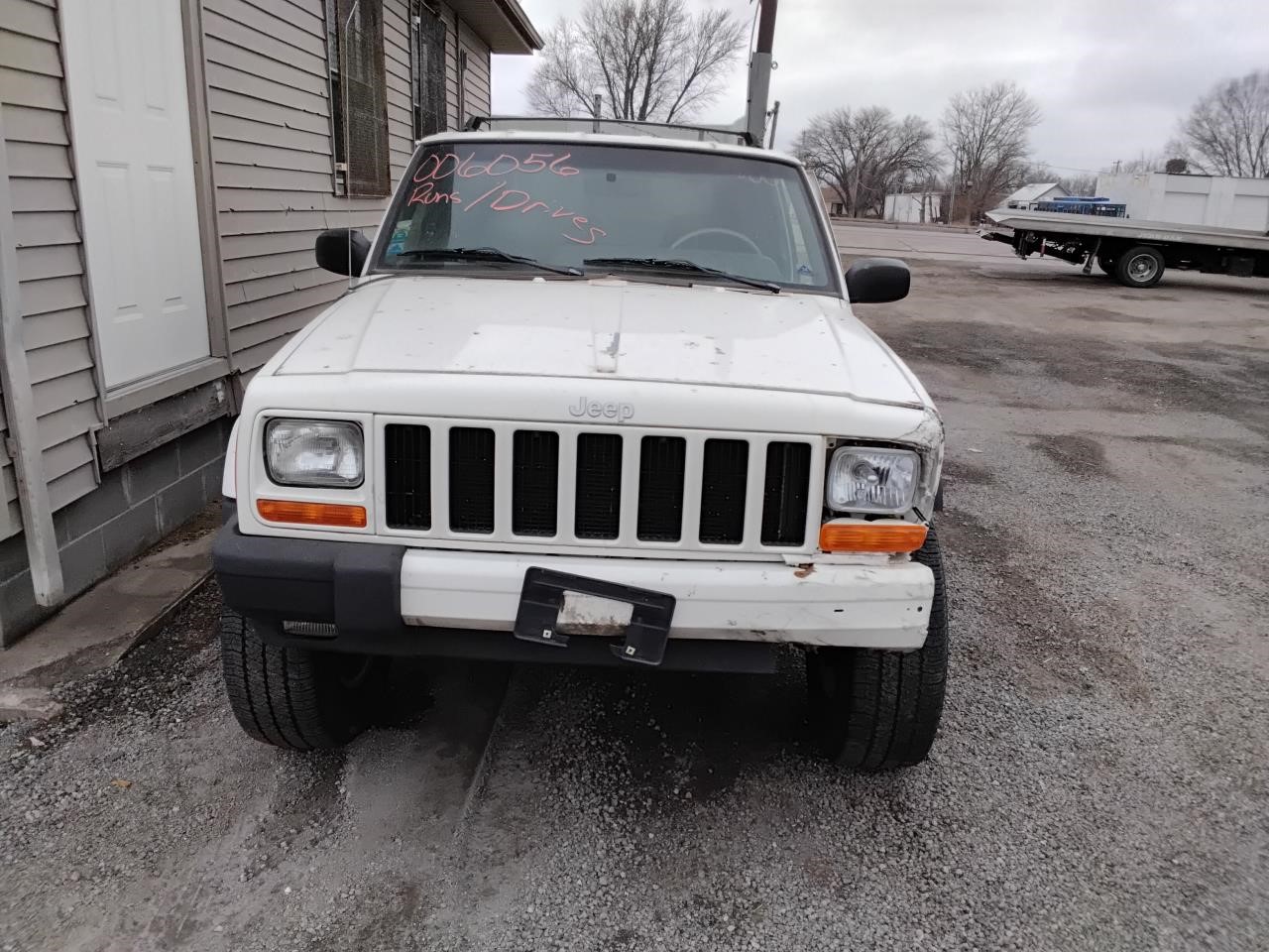 https://f005.backblazeb2.com/file/img-partshotlines-com/Inventory/MA194/Vehicle/19182_05.jpg
