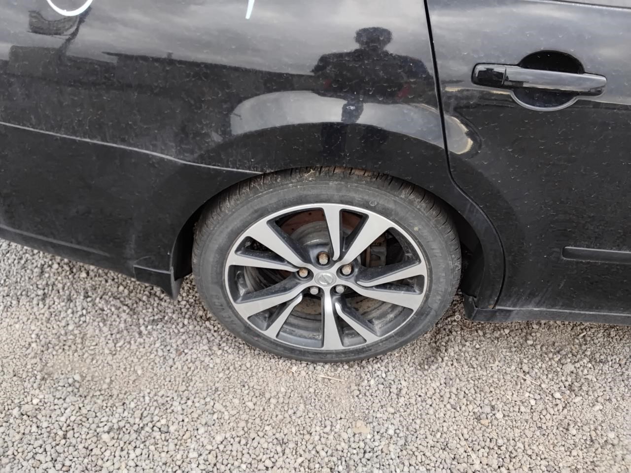 https://f005.backblazeb2.com/file/img-partshotlines-com/Inventory/MA194/Vehicle/19209_04.jpg