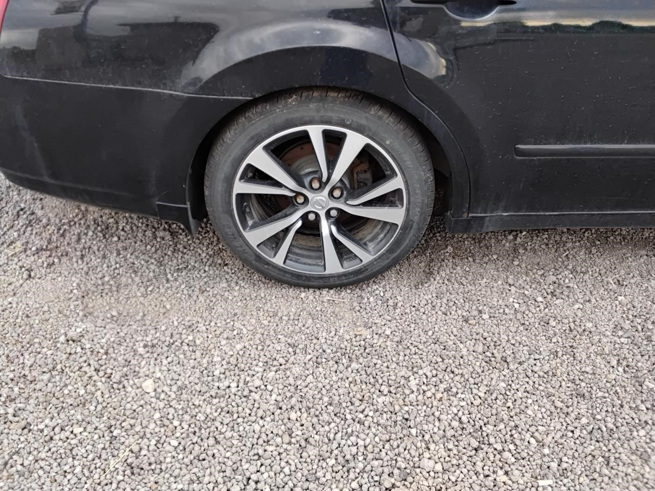 https://f005.backblazeb2.com/file/img-partshotlines-com/Inventory/MA194/Vehicle/19209_05.jpg
