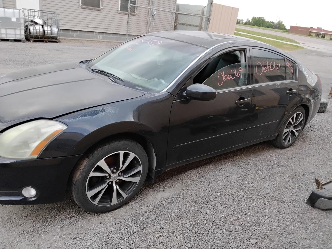 https://f005.backblazeb2.com/file/img-partshotlines-com/Inventory/MA194/Vehicle/19209_09.jpg