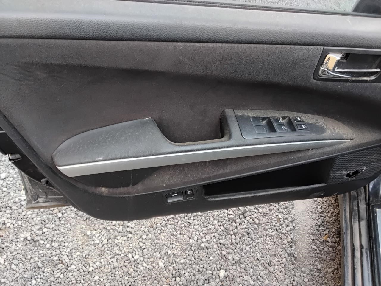 https://f005.backblazeb2.com/file/img-partshotlines-com/Inventory/MA194/Vehicle/19209_13.jpg