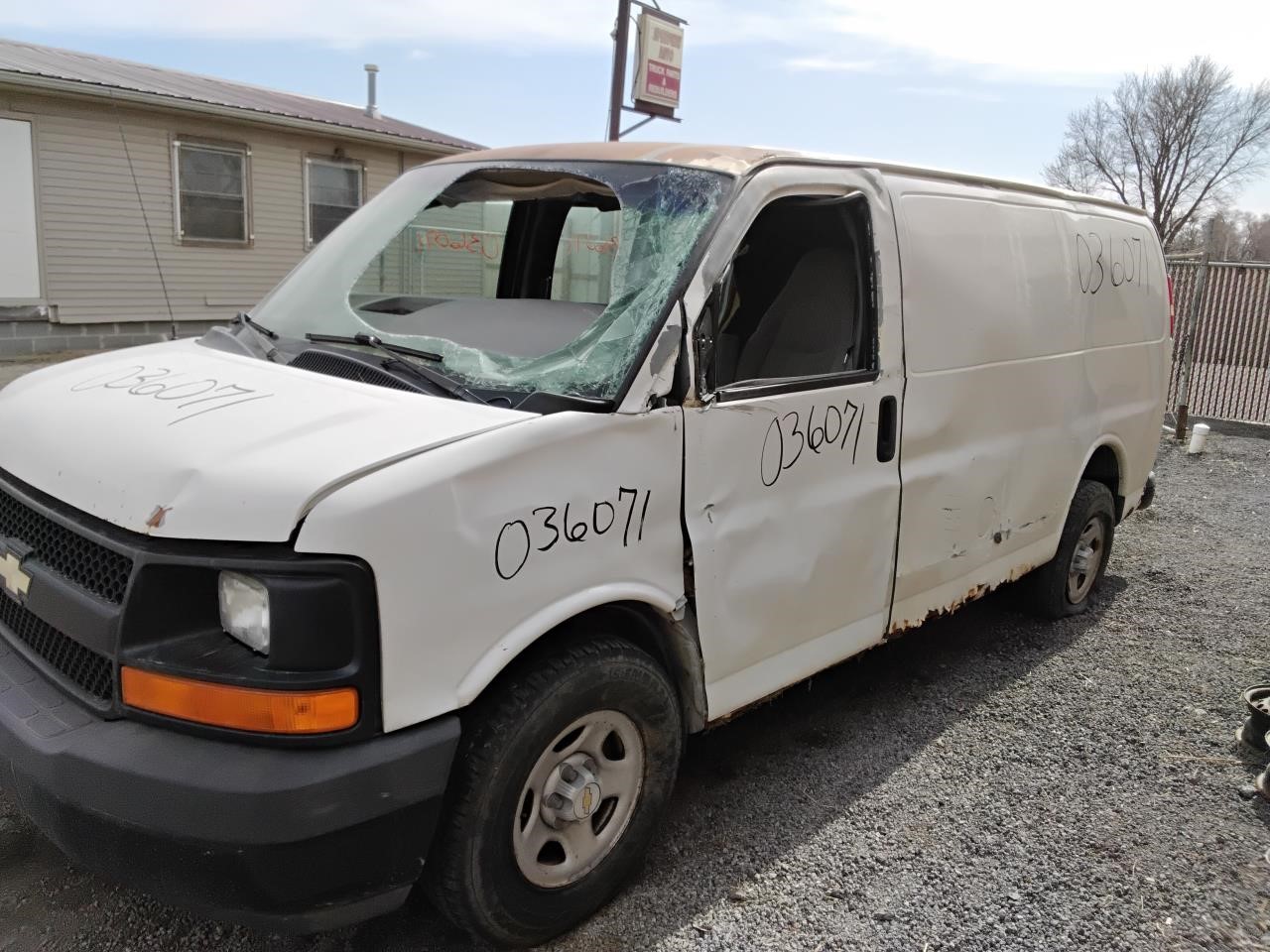 https://f005.backblazeb2.com/file/img-partshotlines-com/Inventory/MA194/Vehicle/19217_05.jpg