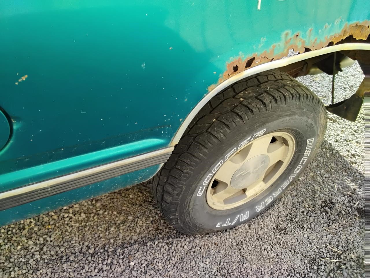 https://f005.backblazeb2.com/file/img-partshotlines-com/Inventory/MA194/Vehicle/19372_10.jpg