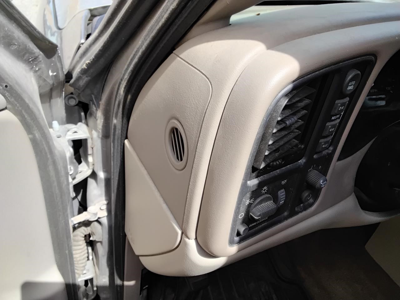 https://f005.backblazeb2.com/file/img-partshotlines-com/Inventory/MA194/Vehicle/19375_11.jpg