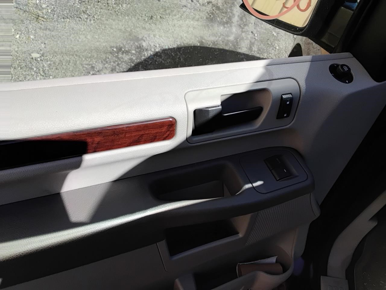 https://f005.backblazeb2.com/file/img-partshotlines-com/Inventory/MA194/Vehicle/19402_10.jpg
