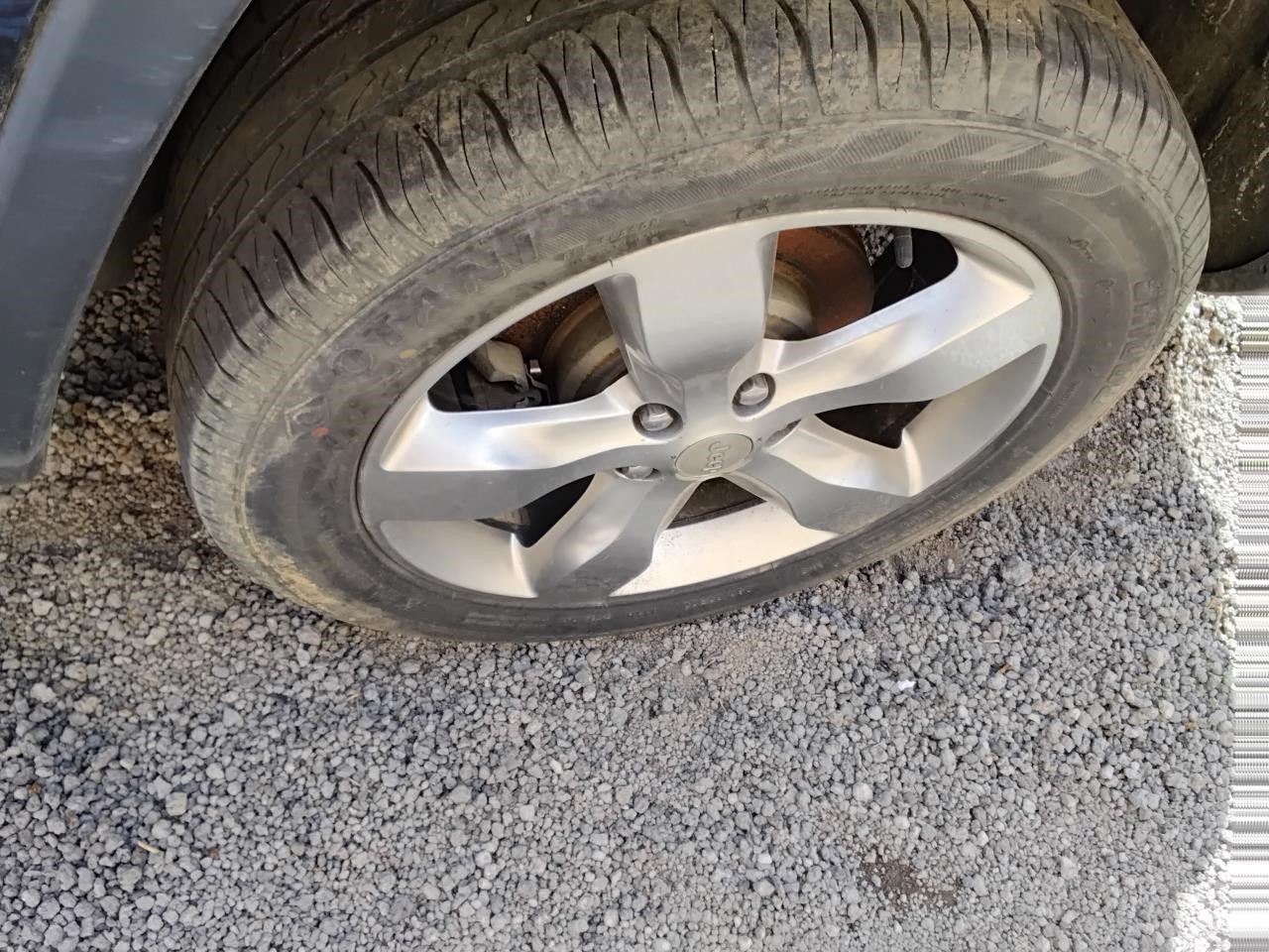 https://f005.backblazeb2.com/file/img-partshotlines-com/Inventory/MA194/Vehicle/19541_10.jpg