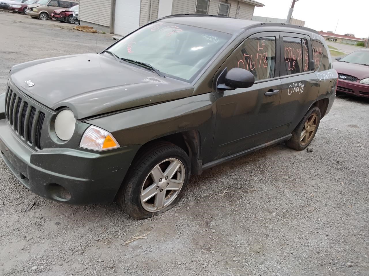 https://f005.backblazeb2.com/file/img-partshotlines-com/Inventory/MA194/Vehicle/19557_07.jpg
