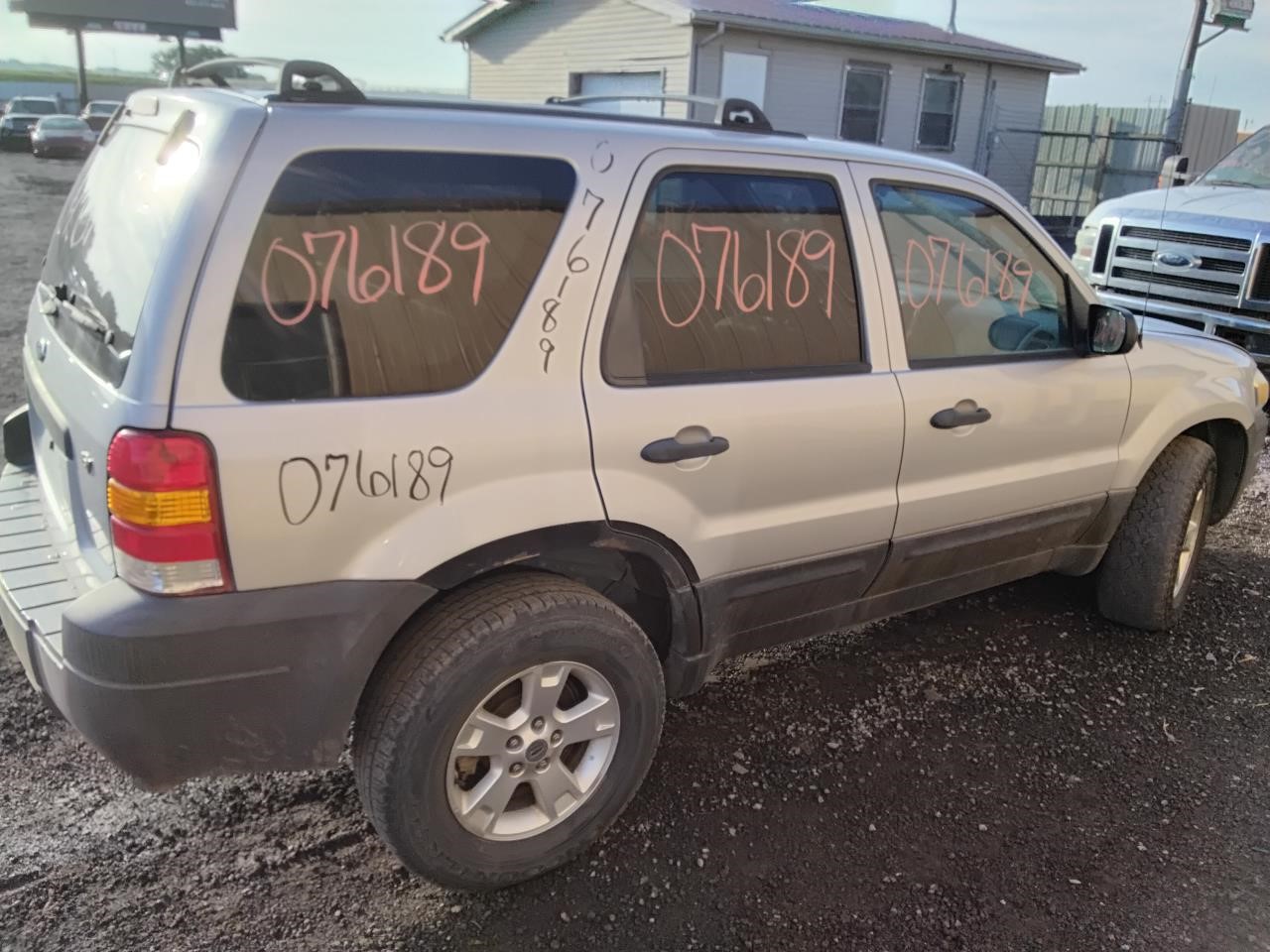 https://f005.backblazeb2.com/file/img-partshotlines-com/Inventory/MA194/Vehicle/19586_02.jpg