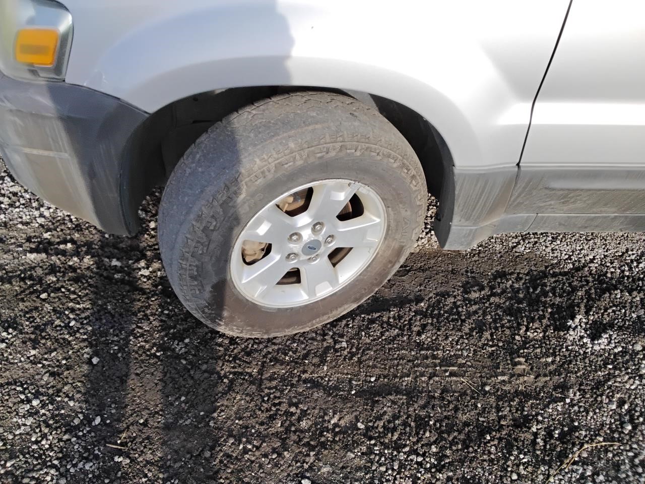 https://f005.backblazeb2.com/file/img-partshotlines-com/Inventory/MA194/Vehicle/19586_07.jpg