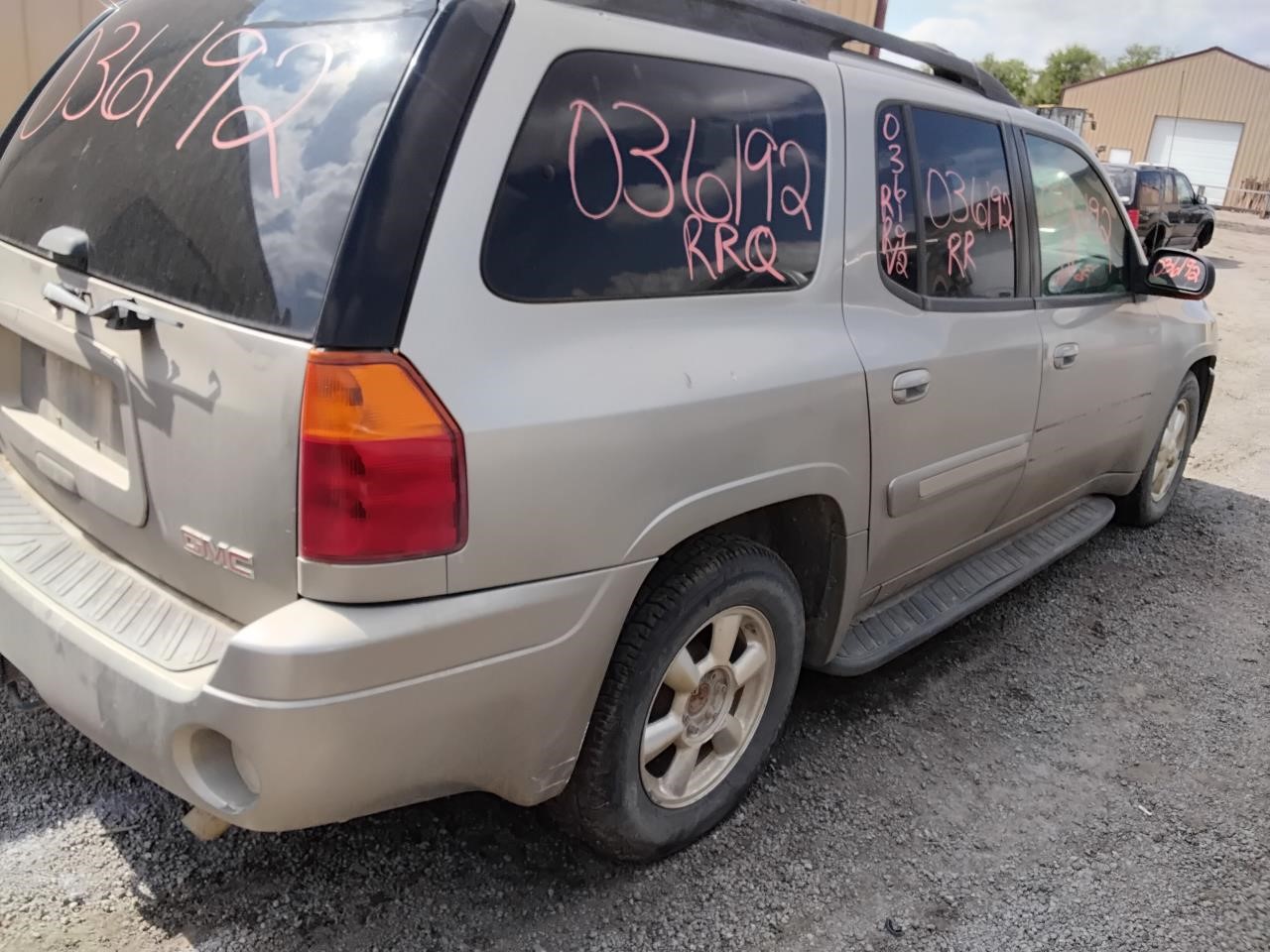 https://f005.backblazeb2.com/file/img-partshotlines-com/Inventory/MA194/Vehicle/19601_02.jpg