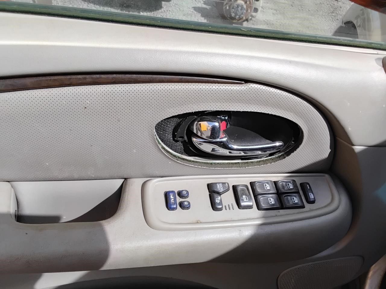 https://f005.backblazeb2.com/file/img-partshotlines-com/Inventory/MA194/Vehicle/19637_10.jpg