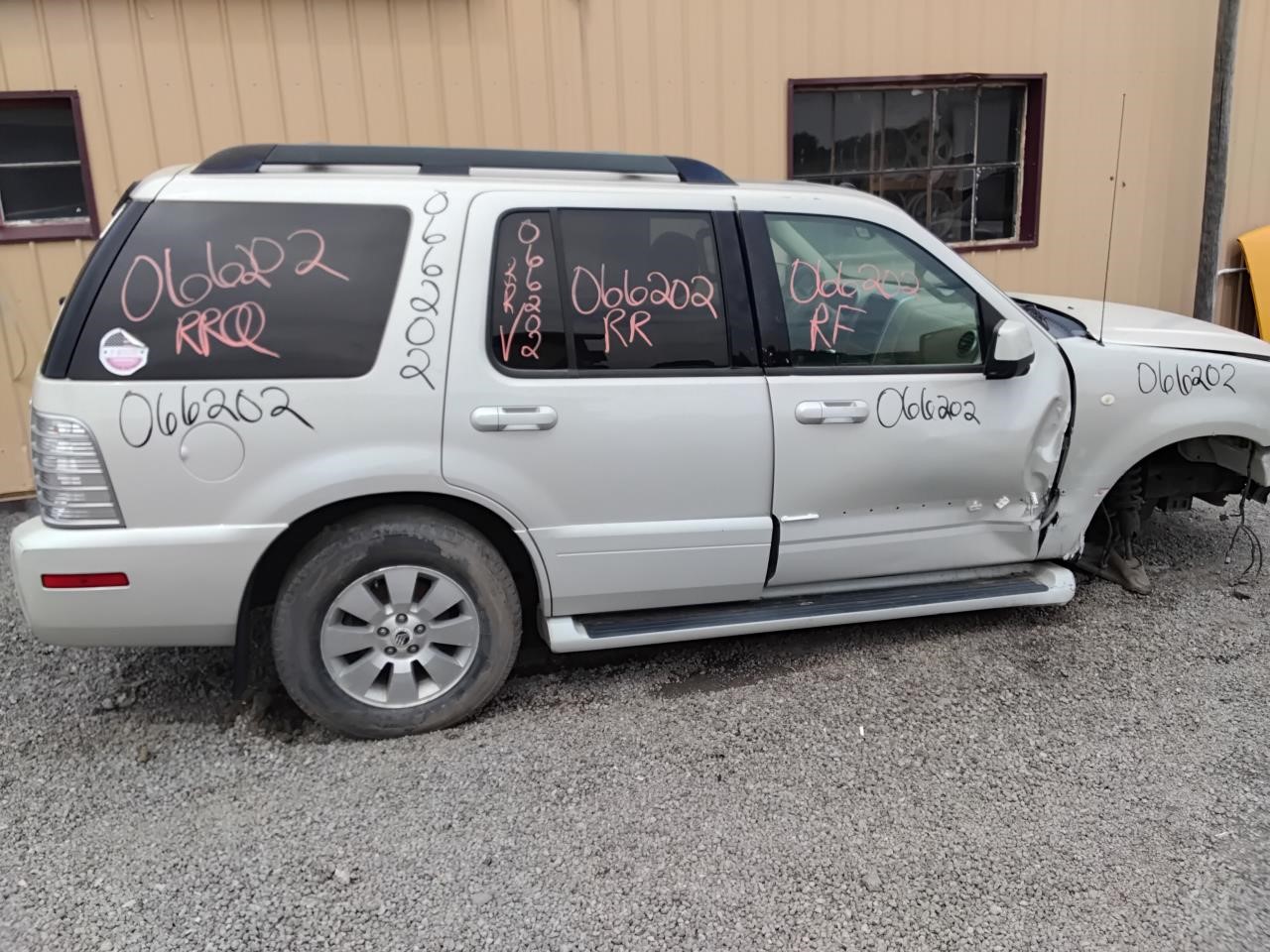 https://f005.backblazeb2.com/file/img-partshotlines-com/Inventory/MA194/Vehicle/19640_02.jpg