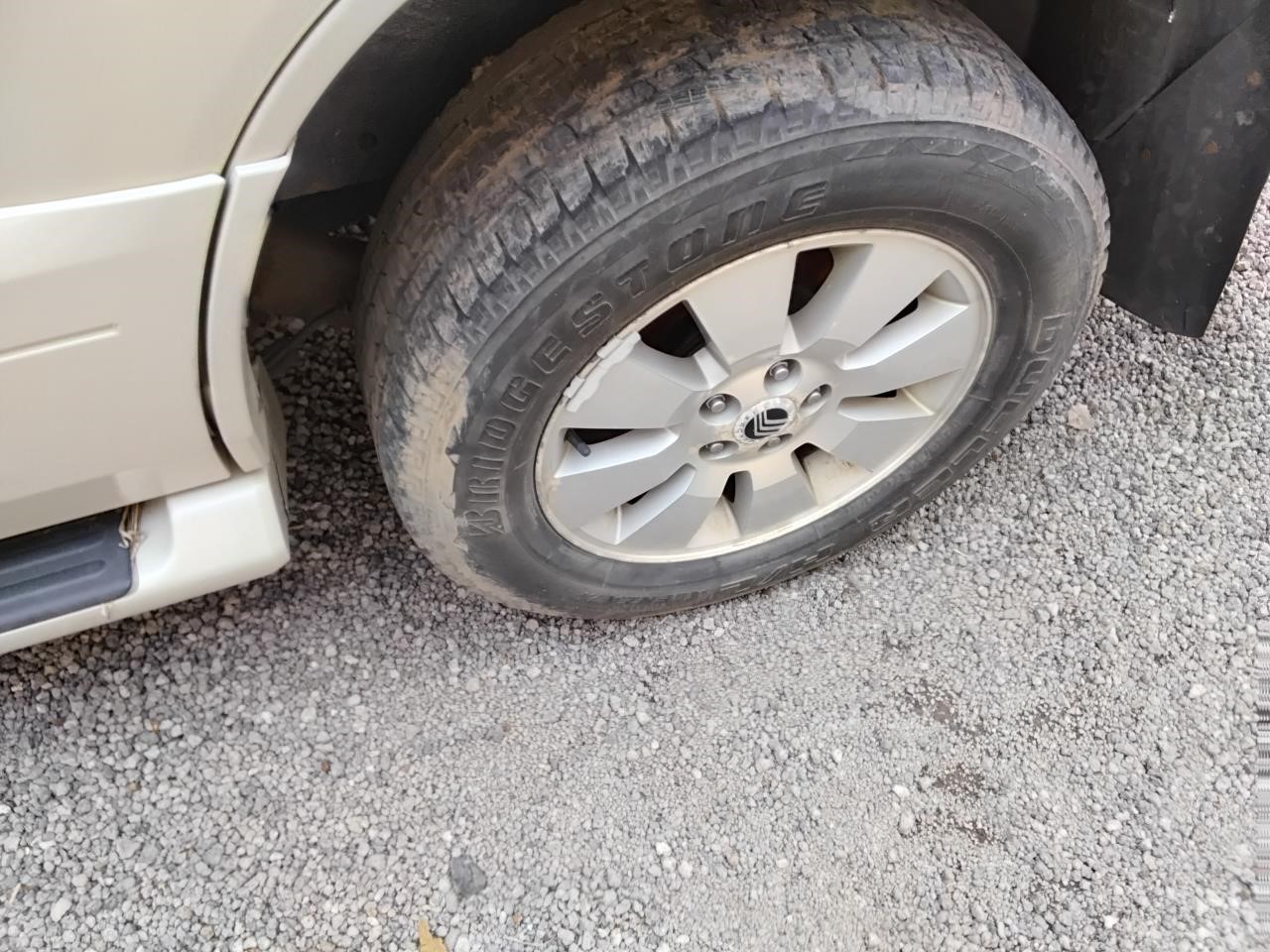 https://f005.backblazeb2.com/file/img-partshotlines-com/Inventory/MA194/Vehicle/19640_09.jpg