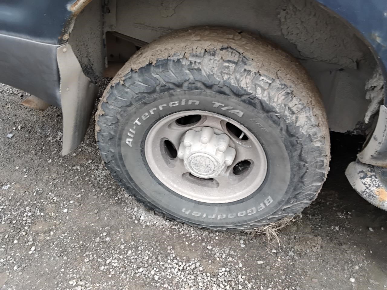 https://f005.backblazeb2.com/file/img-partshotlines-com/Inventory/MA194/Vehicle/19682_04.jpg