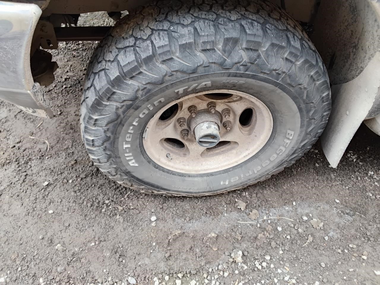 https://f005.backblazeb2.com/file/img-partshotlines-com/Inventory/MA194/Vehicle/19682_08.jpg