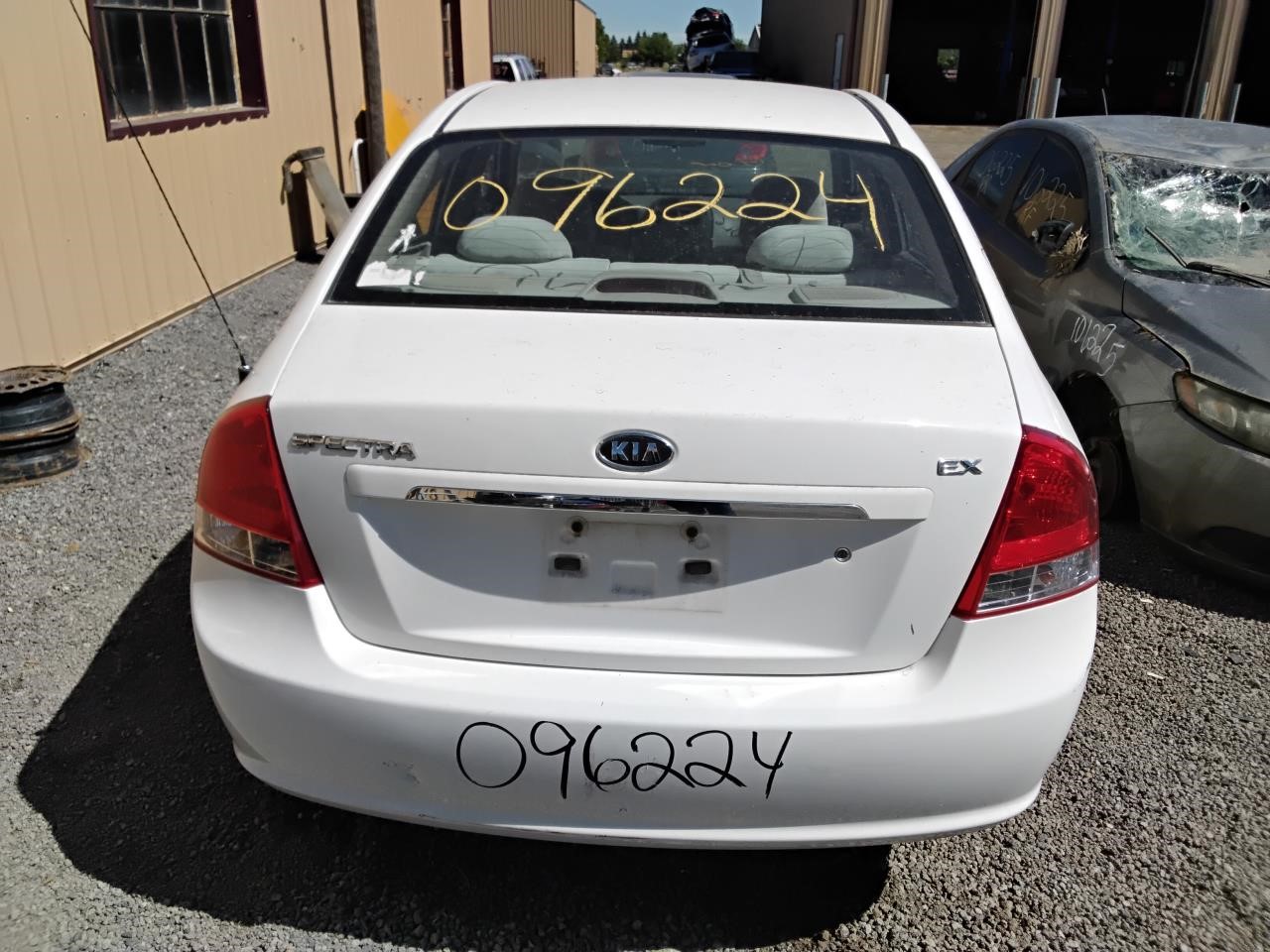 https://f005.backblazeb2.com/file/img-partshotlines-com/Inventory/MA194/Vehicle/19714_01.jpg