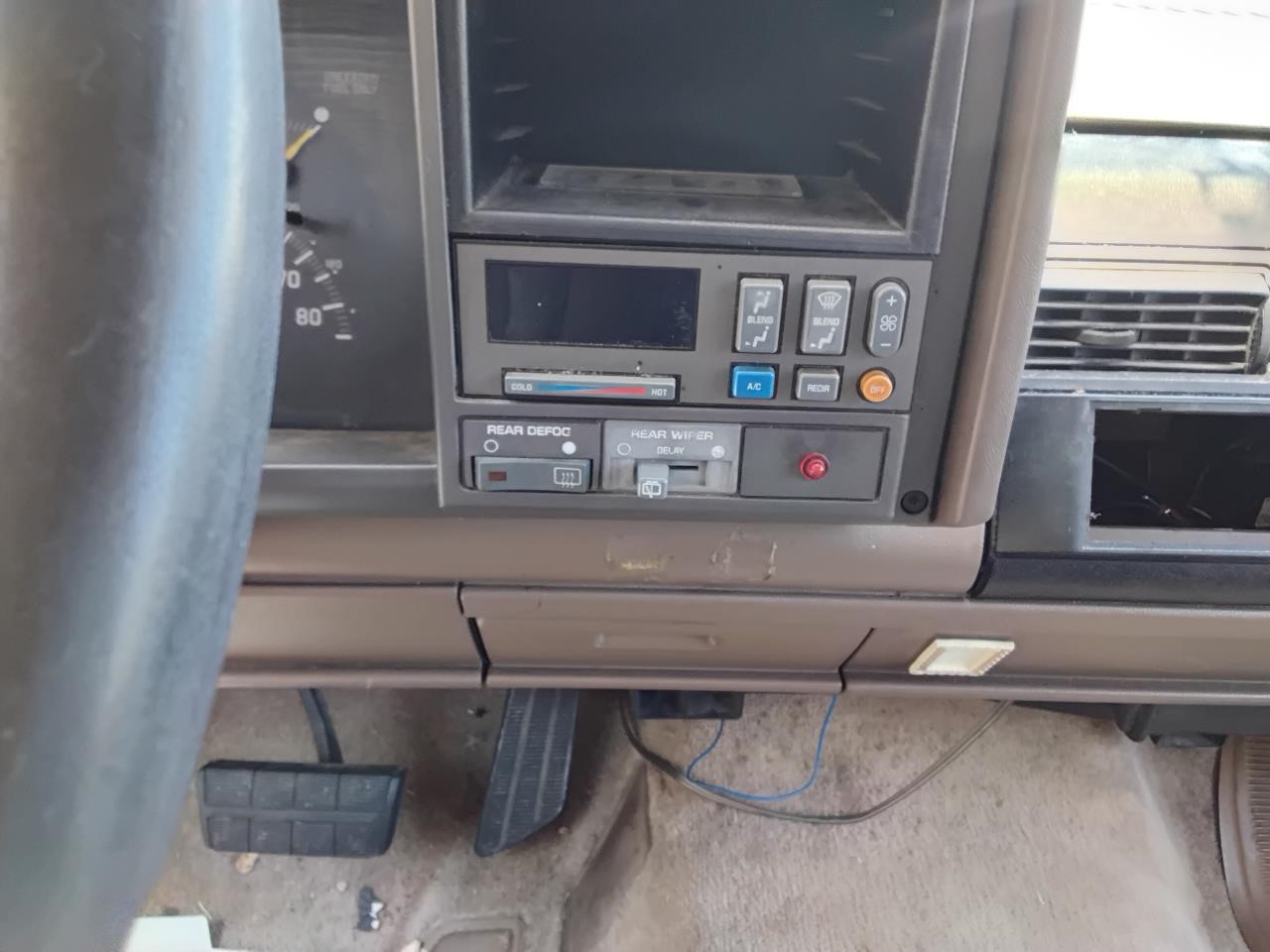 https://f005.backblazeb2.com/file/img-partshotlines-com/Inventory/MA194/Vehicle/19723_11.jpg