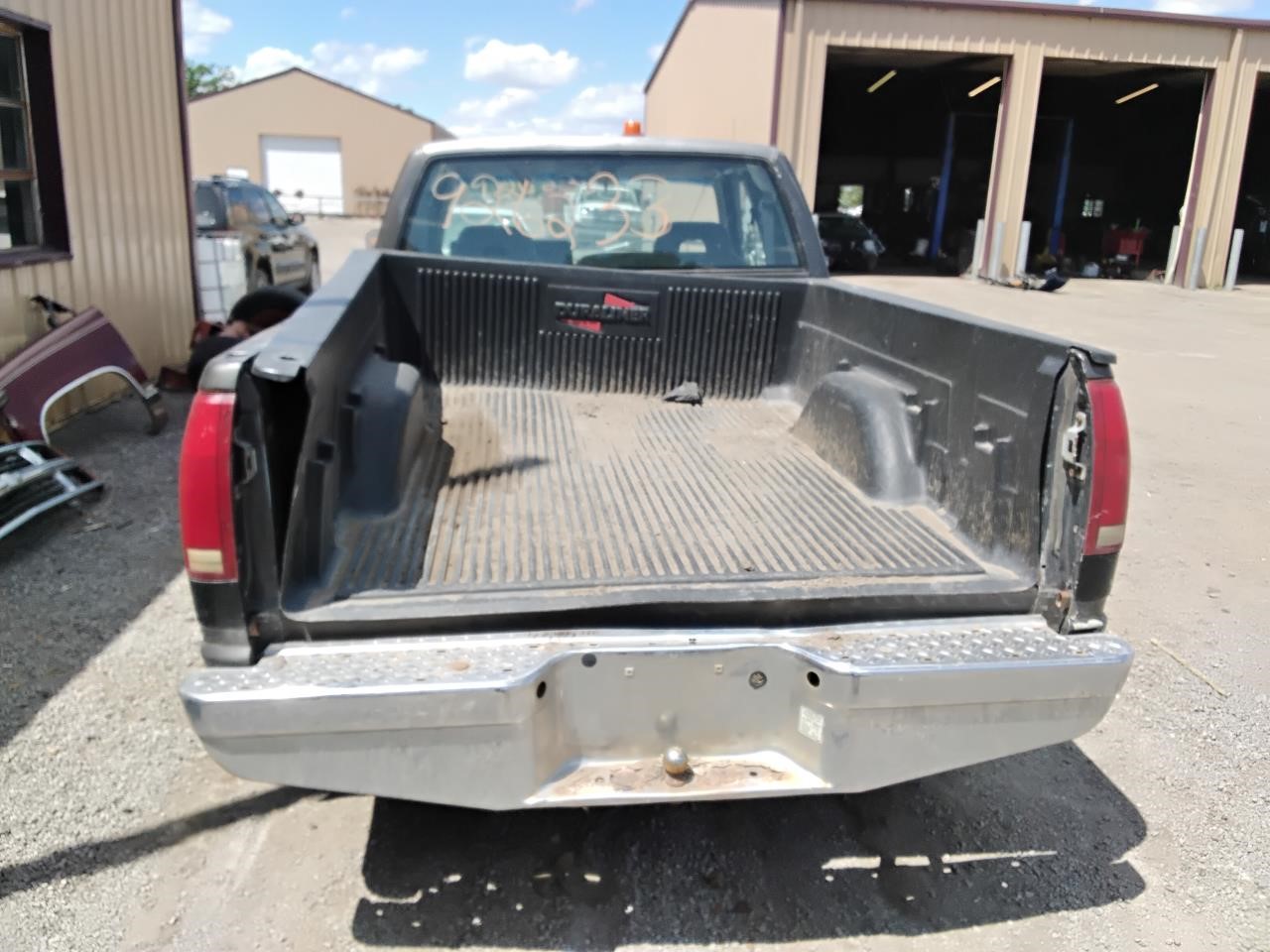 https://f005.backblazeb2.com/file/img-partshotlines-com/Inventory/MA194/Vehicle/19745_01.jpg