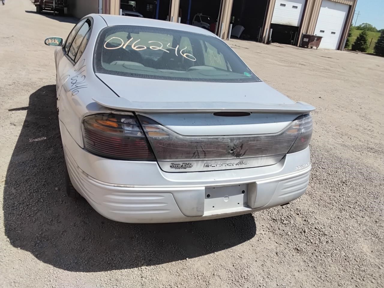 https://f005.backblazeb2.com/file/img-partshotlines-com/Inventory/MA194/Vehicle/19862_01.jpg
