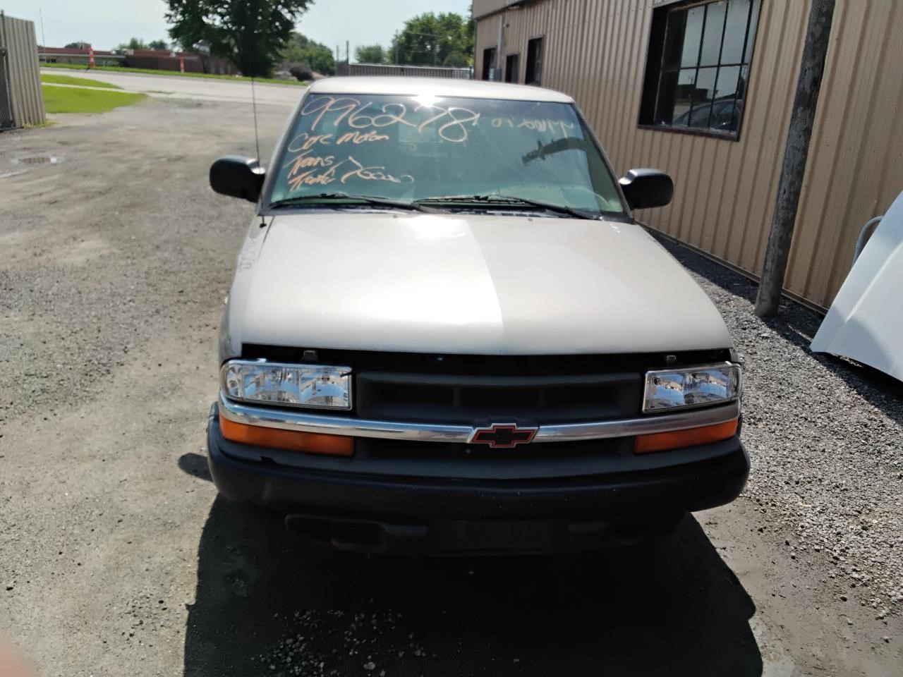 https://f005.backblazeb2.com/file/img-partshotlines-com/Inventory/MA194/Vehicle/20037_04.jpg
