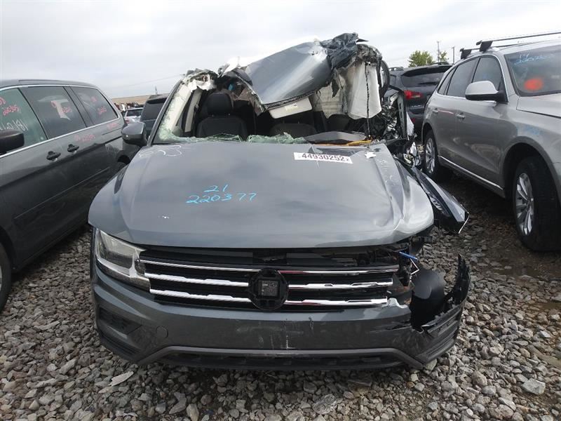 https://f005.backblazeb2.com/file/img-partshotlines-com/Inventory/MA199/Vehicle/62819_01.jpg