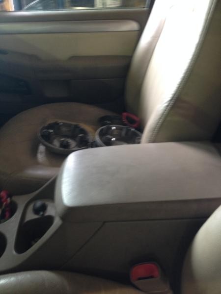 https://f005.backblazeb2.com/file/img-partshotlines-com/Inventory/MA214/Vehicle/9054_07.jpg