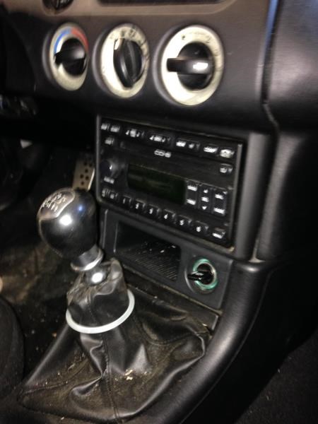 https://f005.backblazeb2.com/file/img-partshotlines-com/Inventory/MA214/Vehicle/9631_08.jpg