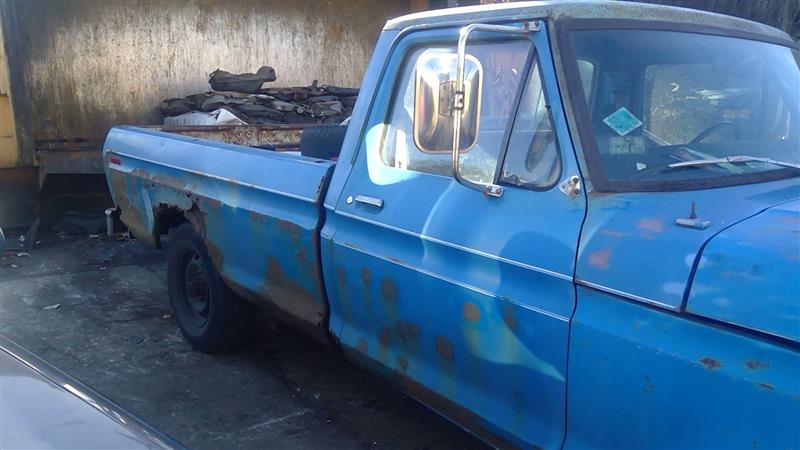 https://f005.backblazeb2.com/file/img-partshotlines-com/Inventory/MA244/Vehicle/143573_08.jpg
