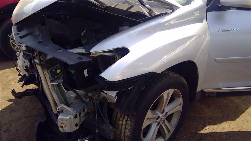 https://f005.backblazeb2.com/file/img-partshotlines-com/Inventory/MA244/Vehicle/146027_03.jpg
