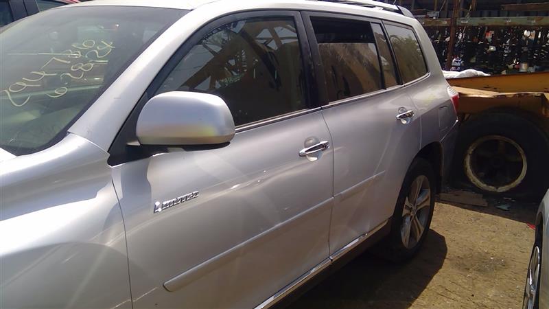 https://f005.backblazeb2.com/file/img-partshotlines-com/Inventory/MA244/Vehicle/146027_04.jpg