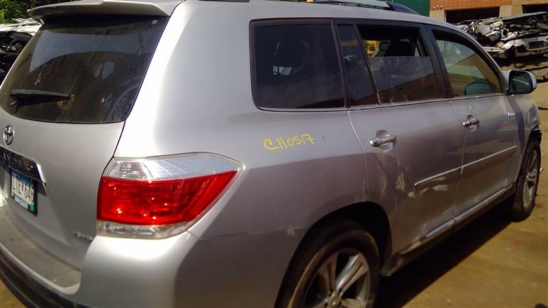 https://f005.backblazeb2.com/file/img-partshotlines-com/Inventory/MA244/Vehicle/146027_07.jpg