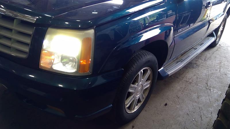 https://f005.backblazeb2.com/file/img-partshotlines-com/Inventory/MA244/Vehicle/146295_10.jpg