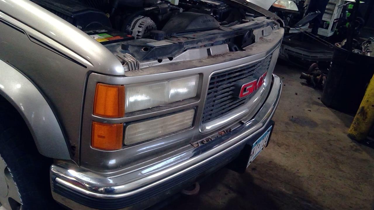 https://f005.backblazeb2.com/file/img-partshotlines-com/Inventory/MA244/Vehicle/149920_09.jpg
