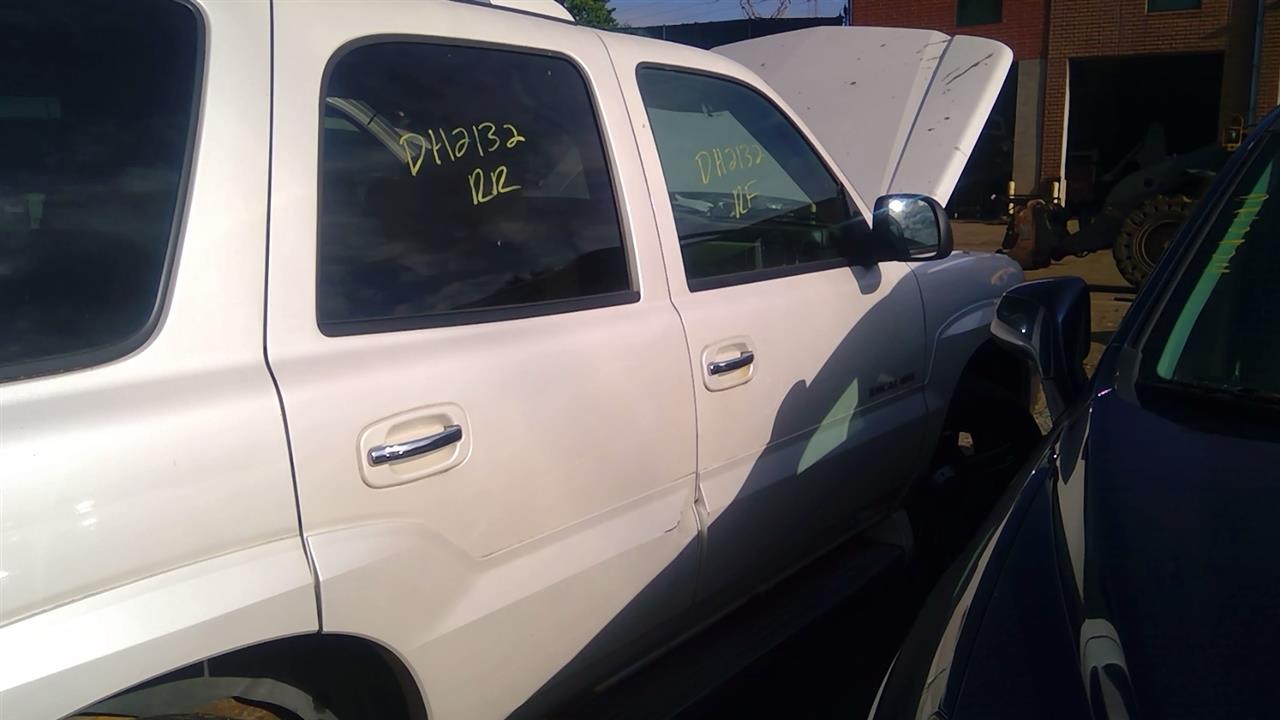 https://f005.backblazeb2.com/file/img-partshotlines-com/Inventory/MA244/Vehicle/151899_05.jpg