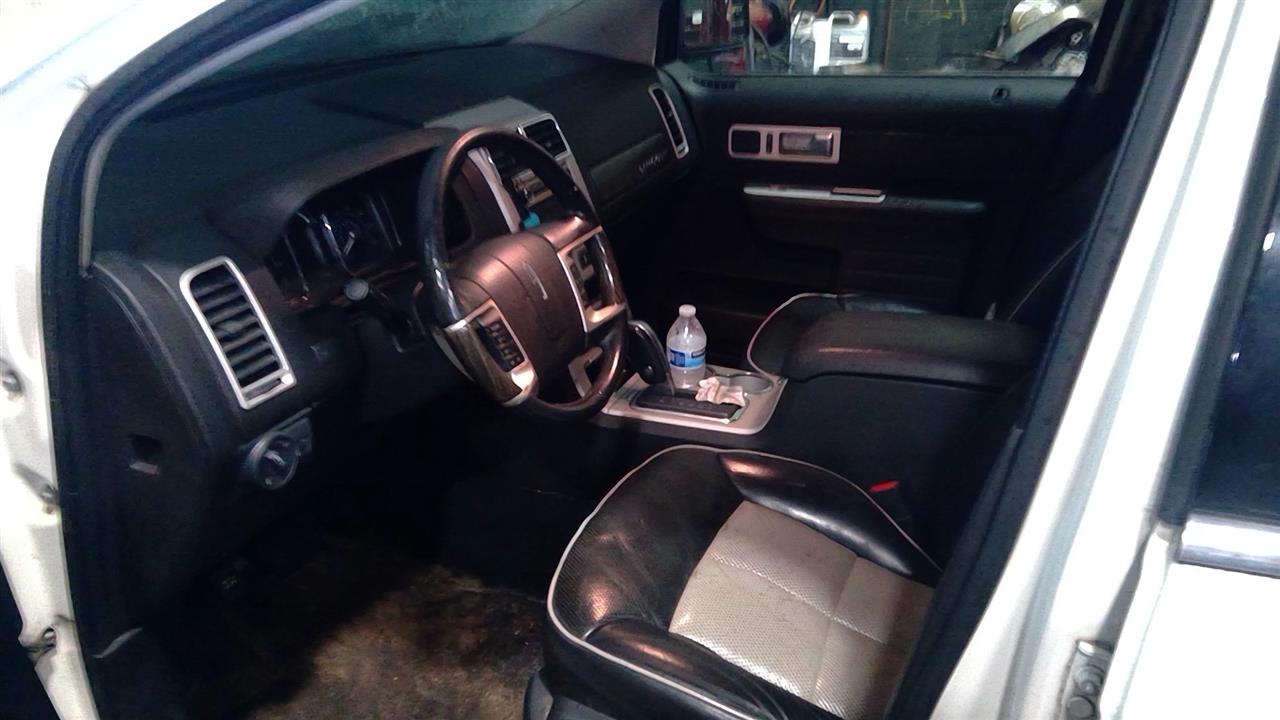 https://f005.backblazeb2.com/file/img-partshotlines-com/Inventory/MA244/Vehicle/154286_11.jpg